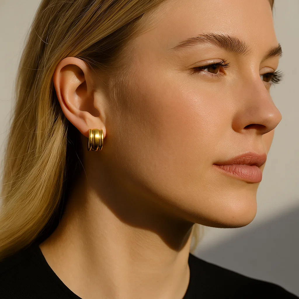 ENVYOU C-shaped Stud Earrings
