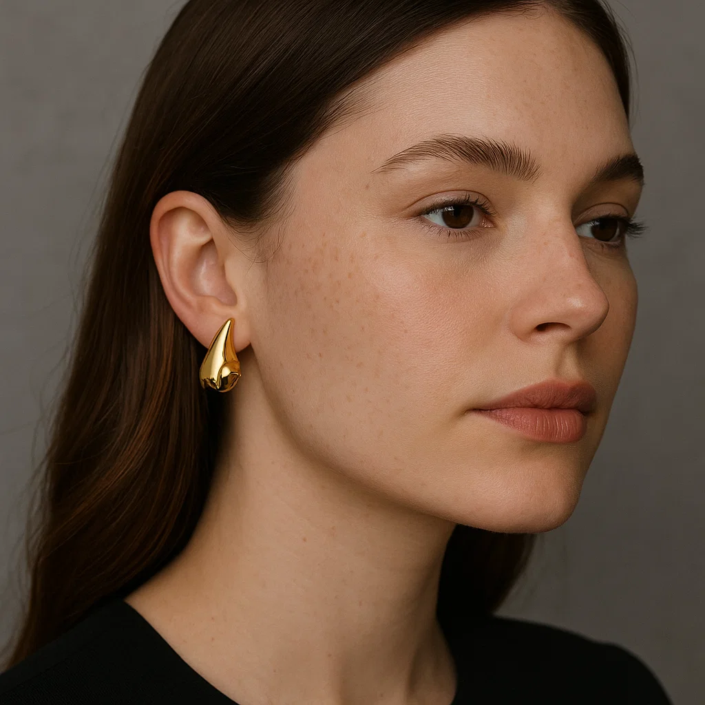 ENVYOU Teardrop Earrings