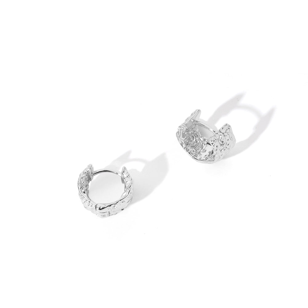 ENVYOU Chunky Hammered Earrings