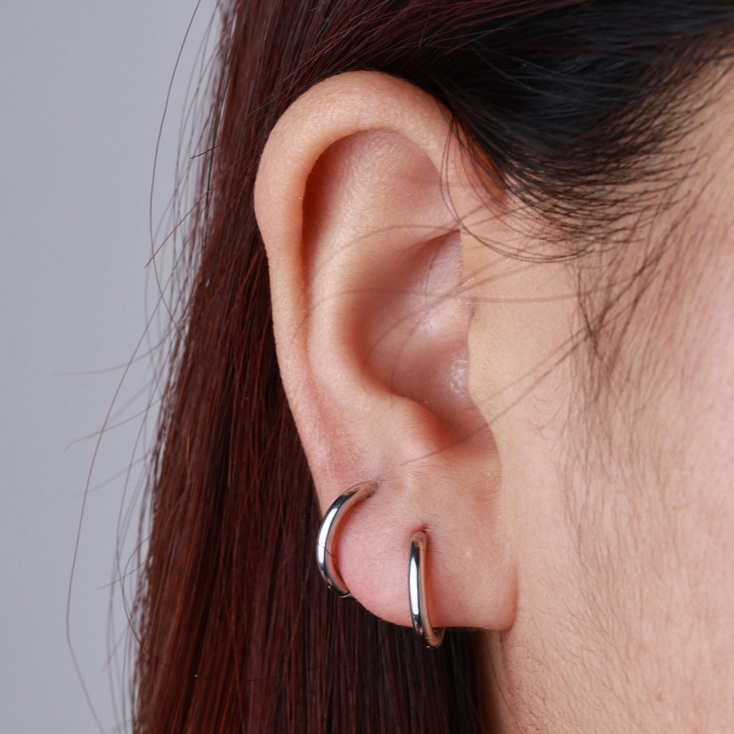 ENVYOU Huggie Hoop Earrings