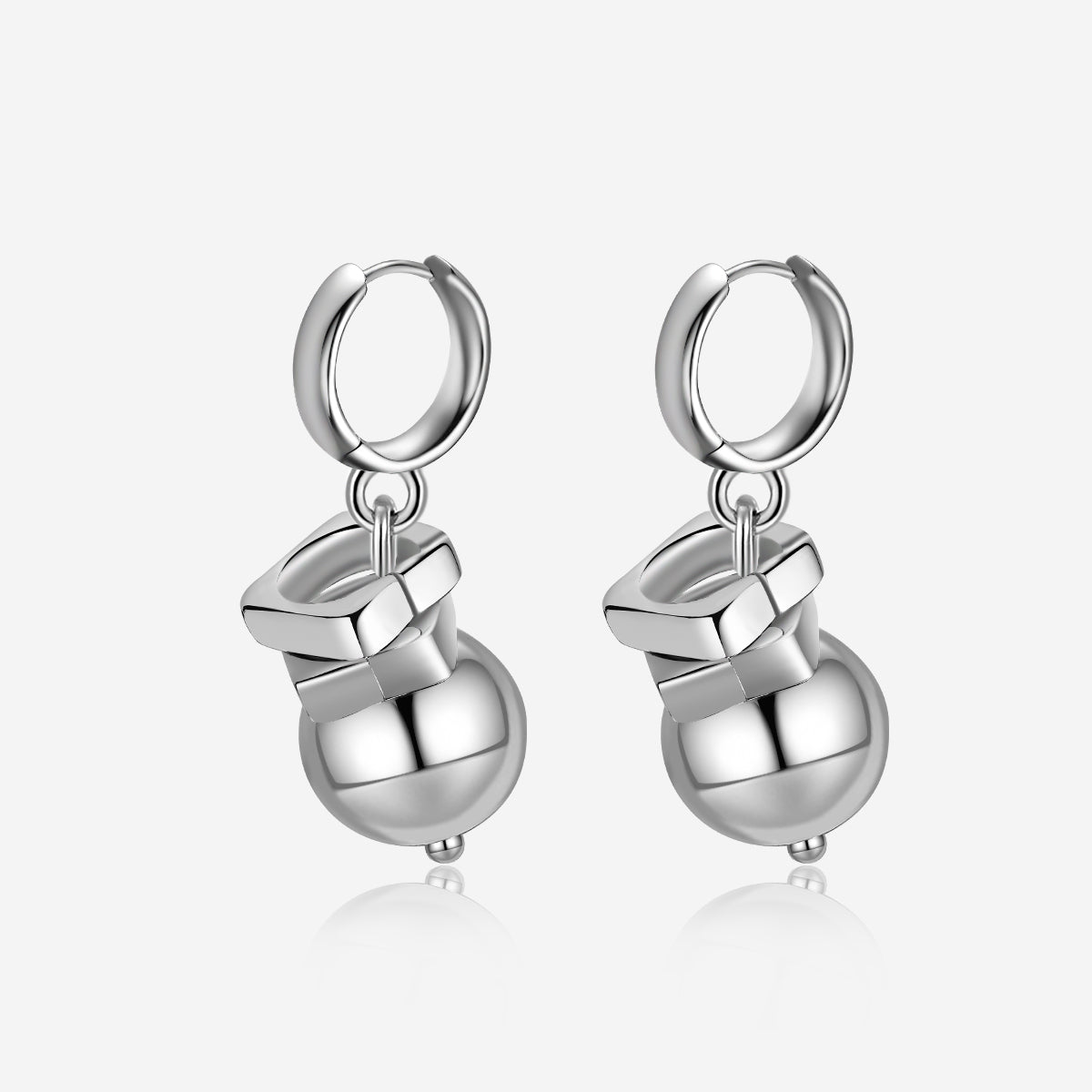 ENVYOU Ball Pendant Earrings