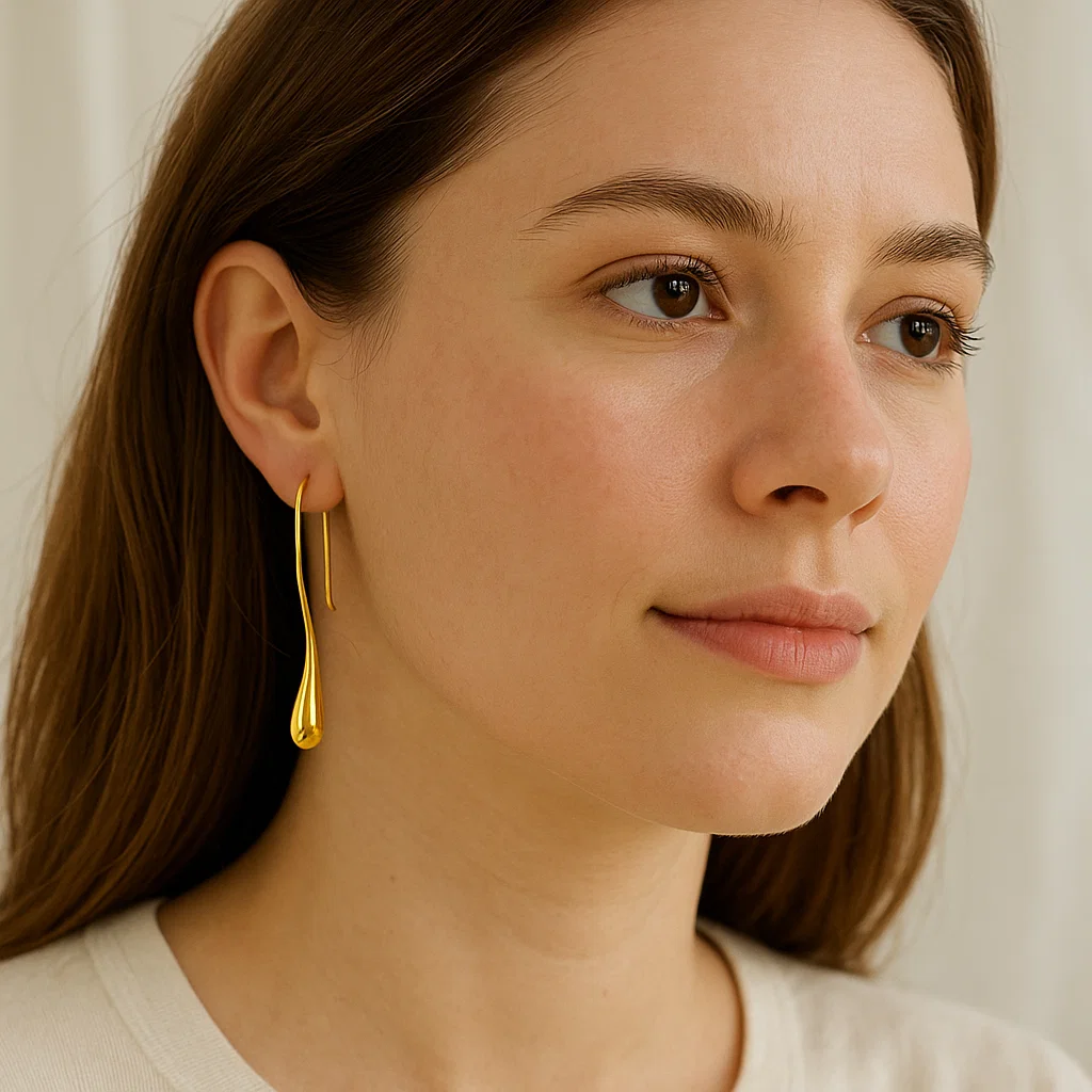 ENVYOU Teardrop Earrings