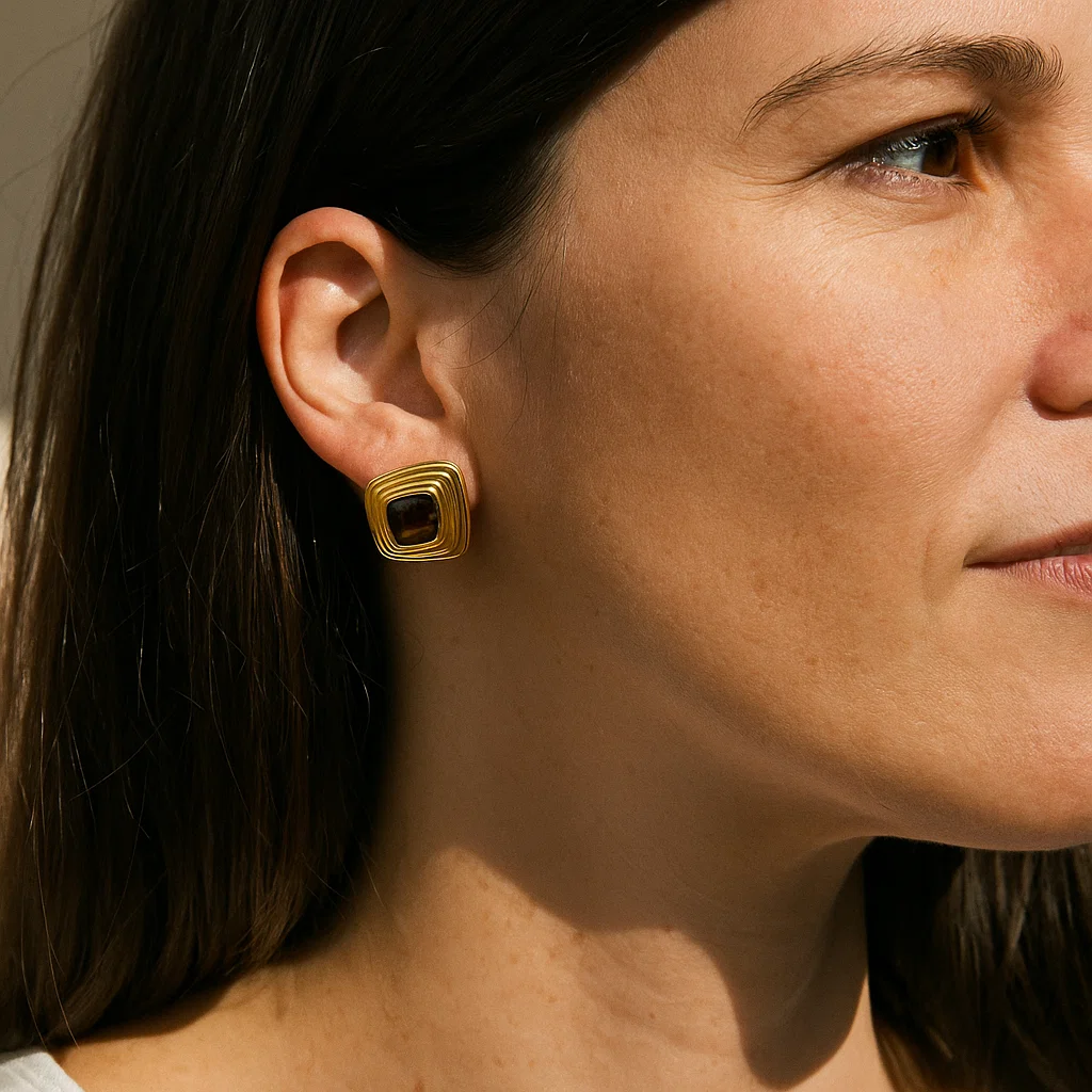 ENVYOU Rectangle Stud Earrings