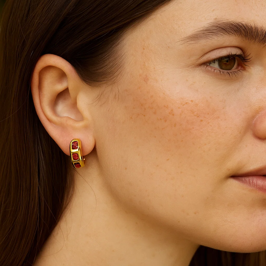 ENVYOU Red Earrings