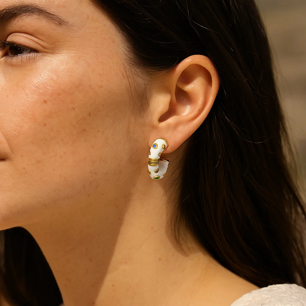 ENVYOU C-shaped Earrings