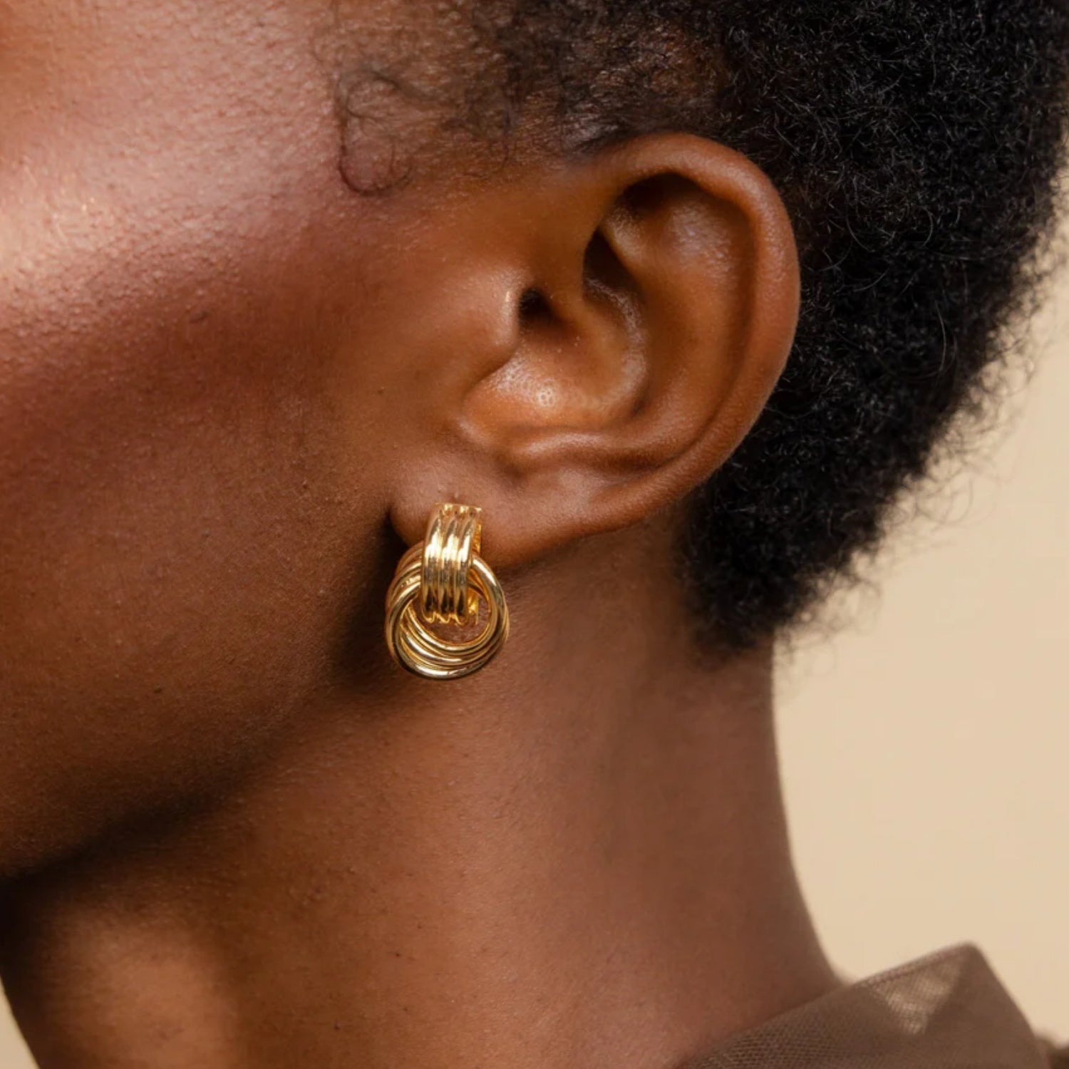 ENVYOU Knot Stud Earrings